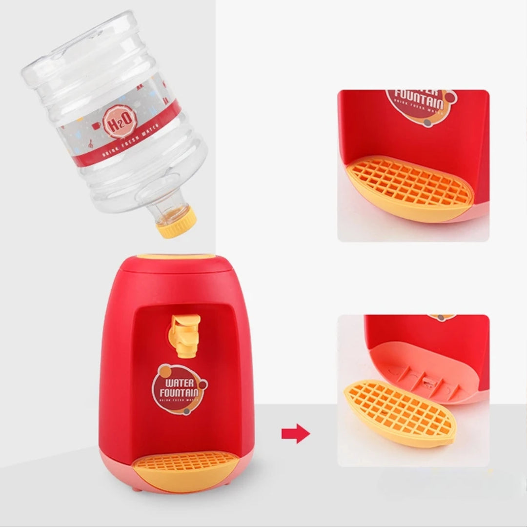 Montessori Mini Water Dispenser Toy Holds up to 1.8 Liters, Made of Non-Toxic ABS Plastic, Safe for Ages 3+