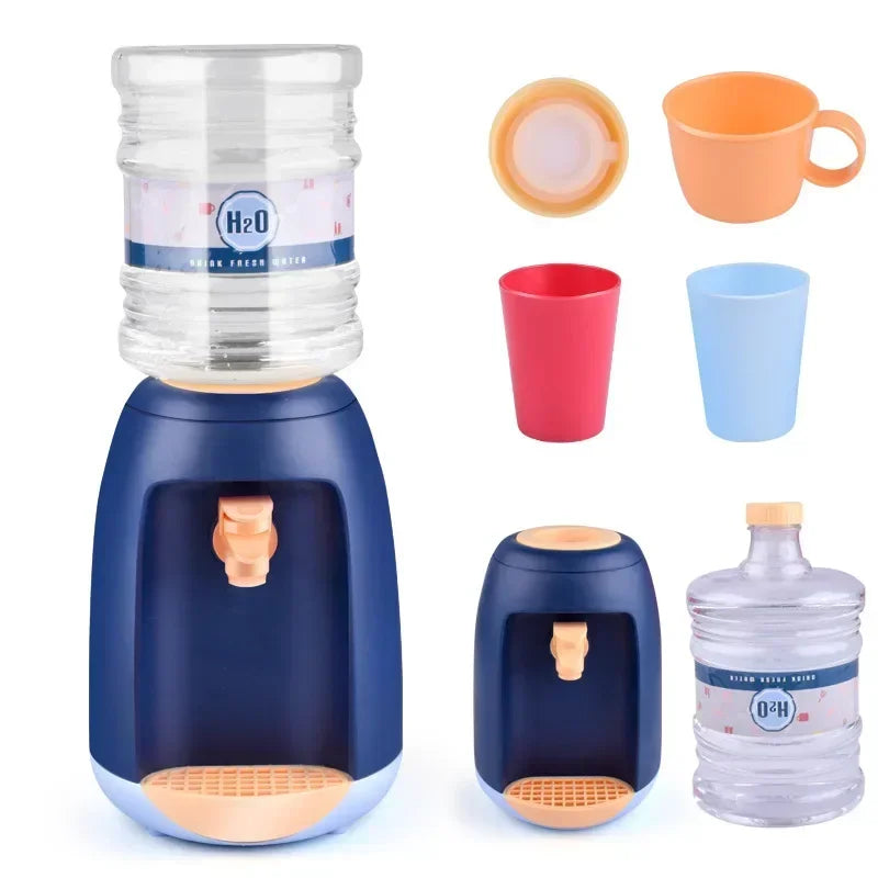Montessori Mini Water Dispenser Toy Holds up to 1.8 Liters, Made of Non-Toxic ABS Plastic, Safe for Ages 3+