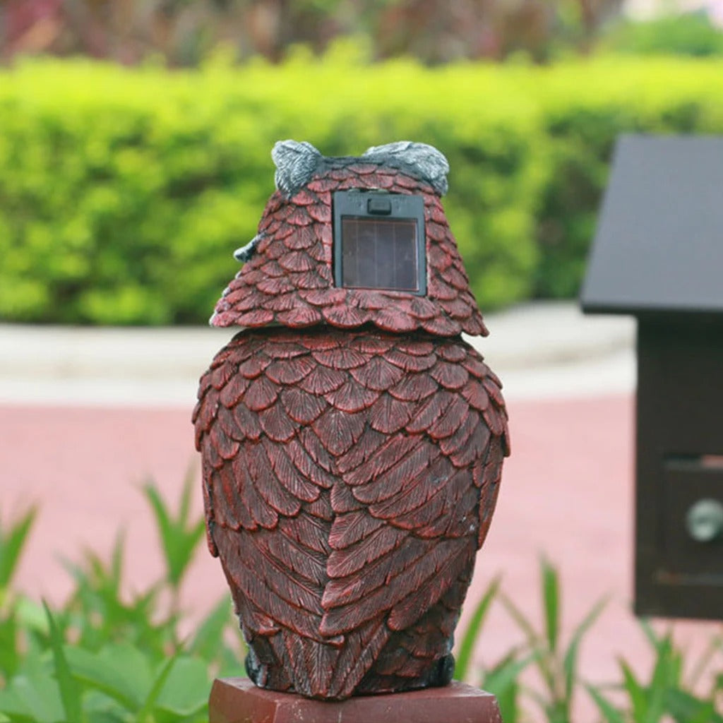 Pest Repeller Solar Powered Owl Waterproof Resin Owl Statue for Garden Decor