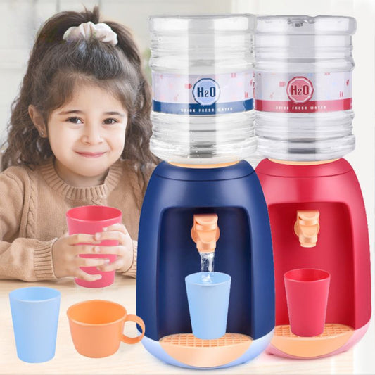 Montessori Mini Water Dispenser Toy Holds up to 1.8 Liters, Made of Non-Toxic ABS Plastic, Safe for Ages 3+