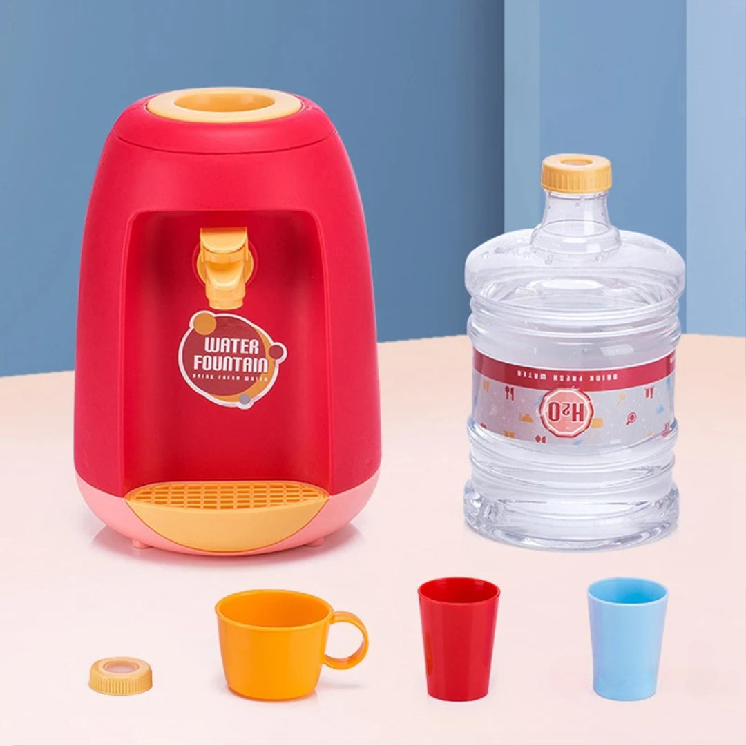 Montessori Mini Water Dispenser Toy Holds up to 1.8 Liters, Made of Non-Toxic ABS Plastic, Safe for Ages 3+
