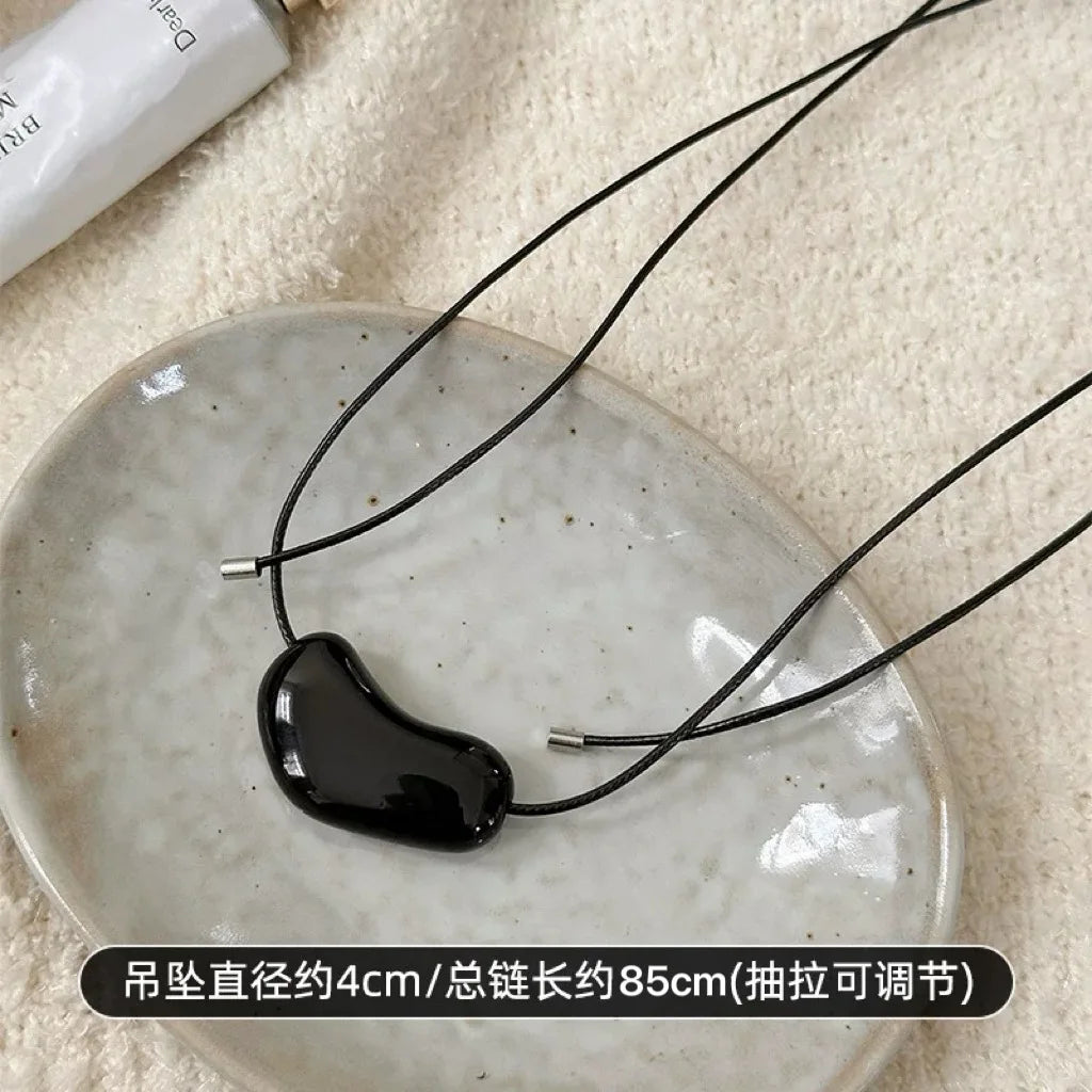 Red Heart Pendant Sweater Chain Necklace Valentine'S Day