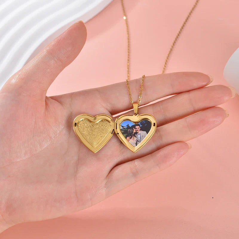 Personalized Heart Locket Photo Necklace Valentine'S Day Pendant