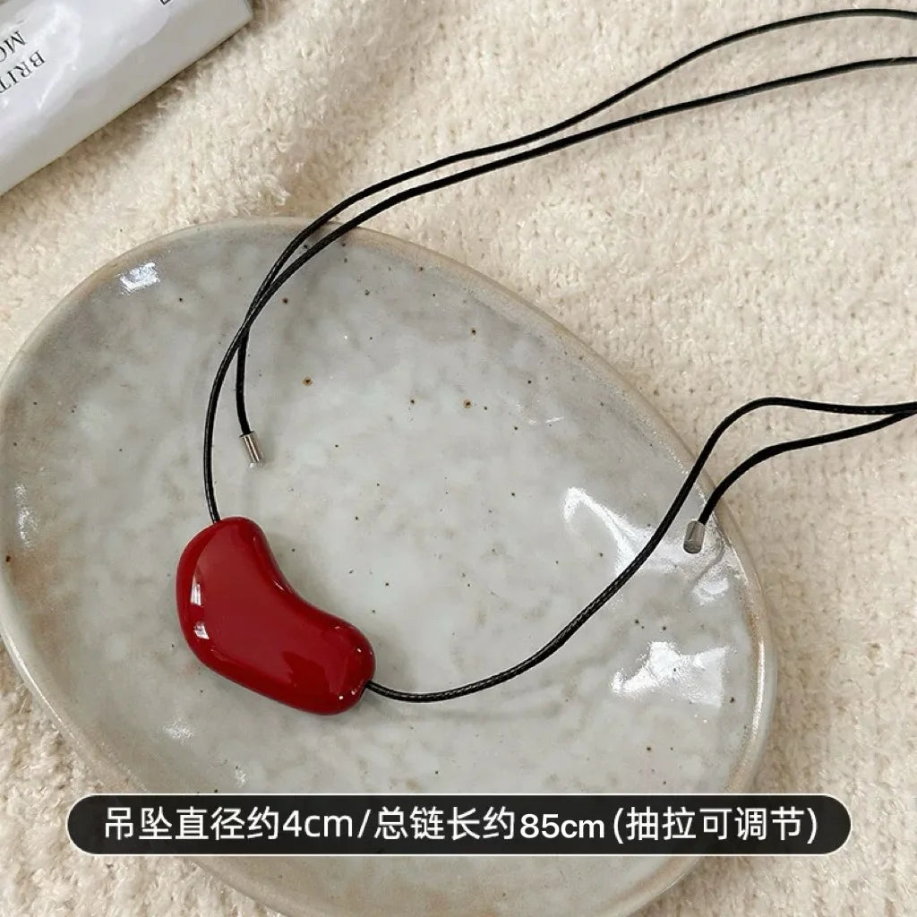 Red Heart Pendant Sweater Chain Necklace Valentine'S Day