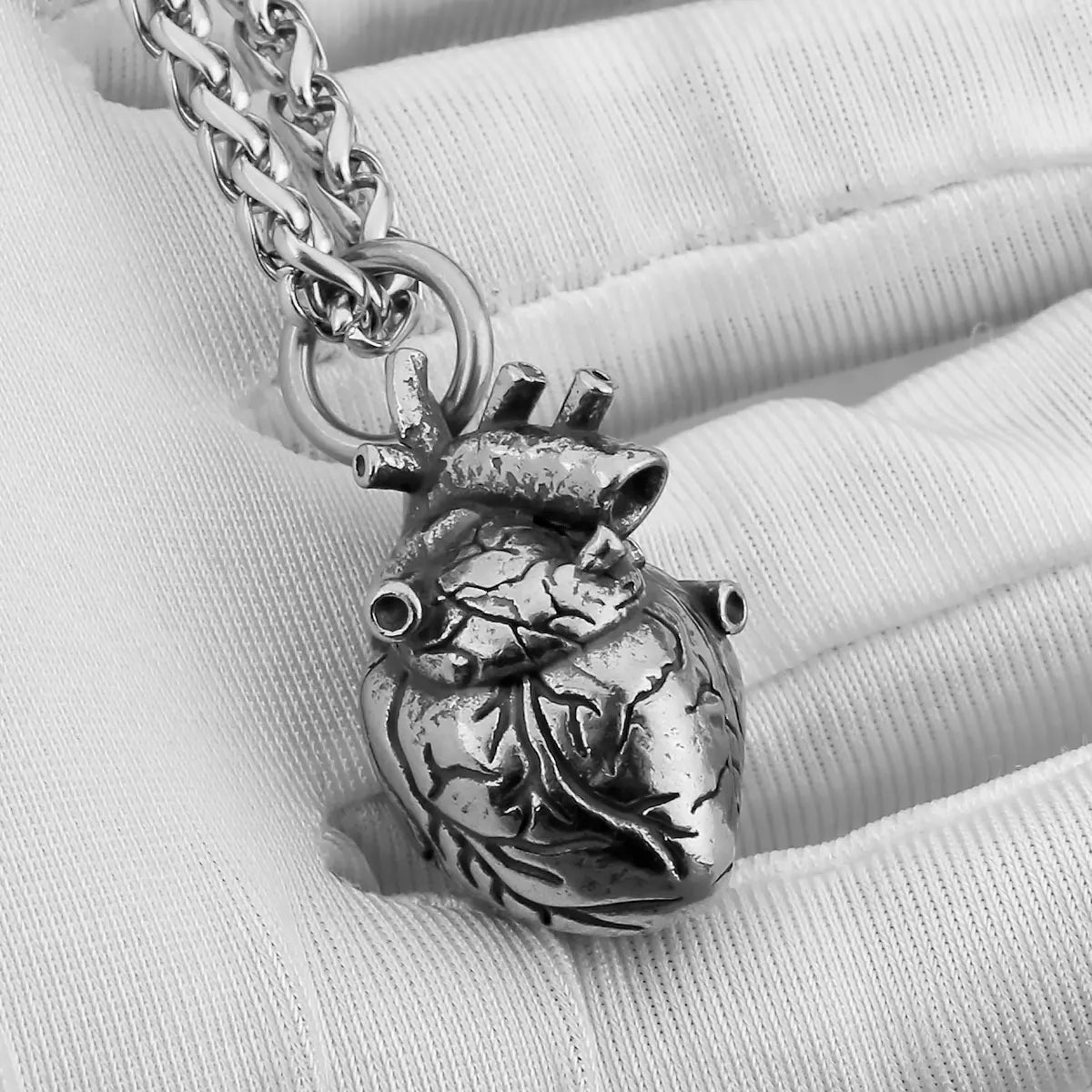 Anatomical Heart Pendant Snake Chain Necklace Valentine'S Day