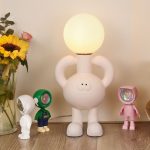 Nordic Big Foot Resin Table Lamp with Cartoon Glass Ball Cover for Home Decoration